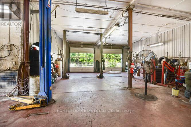 163 Perth Street Property Photo 16