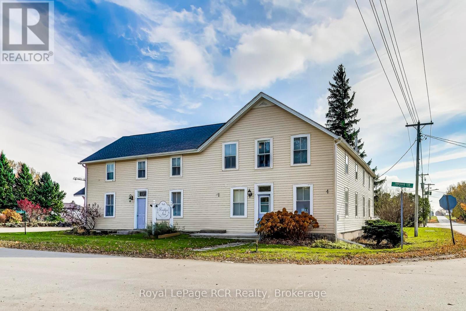 726004 22b Side Road Property Photo 1