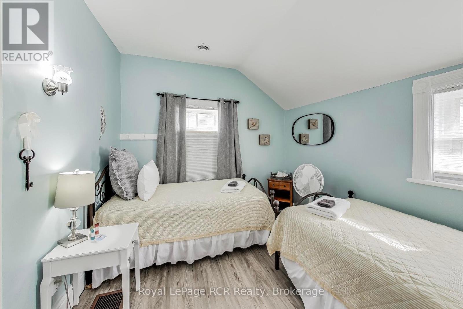 726004 22b Side Road Property Photo 21