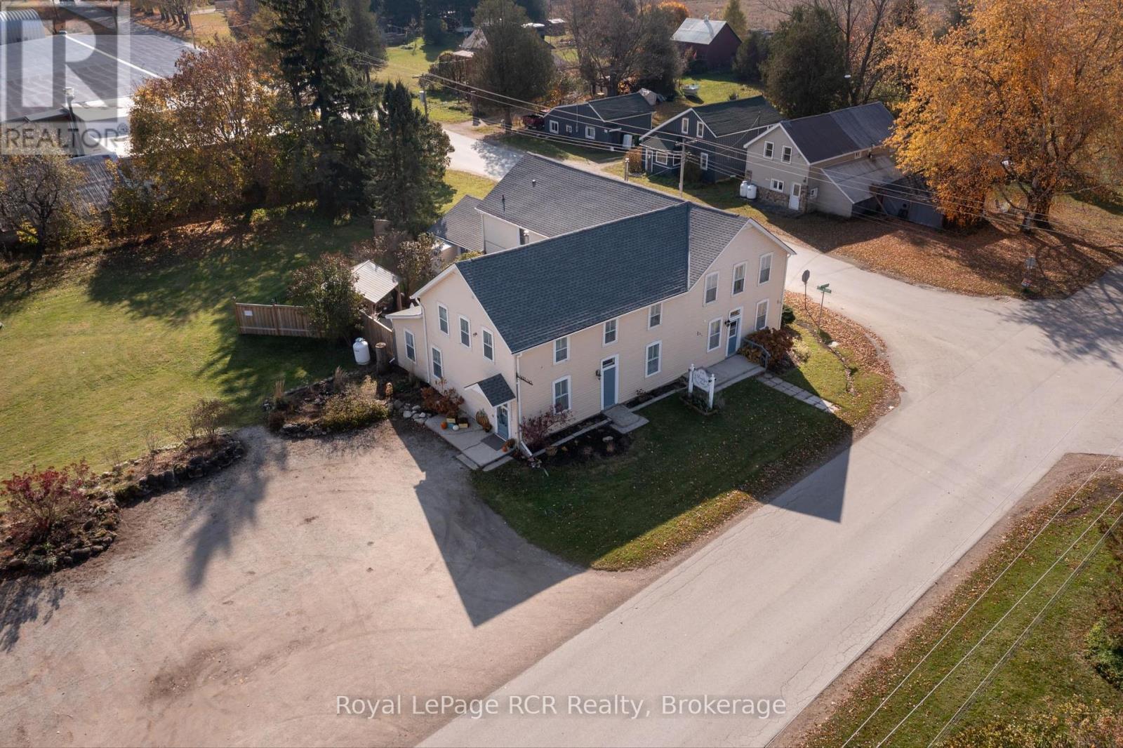 726004 22b Side Road Property Photo 37