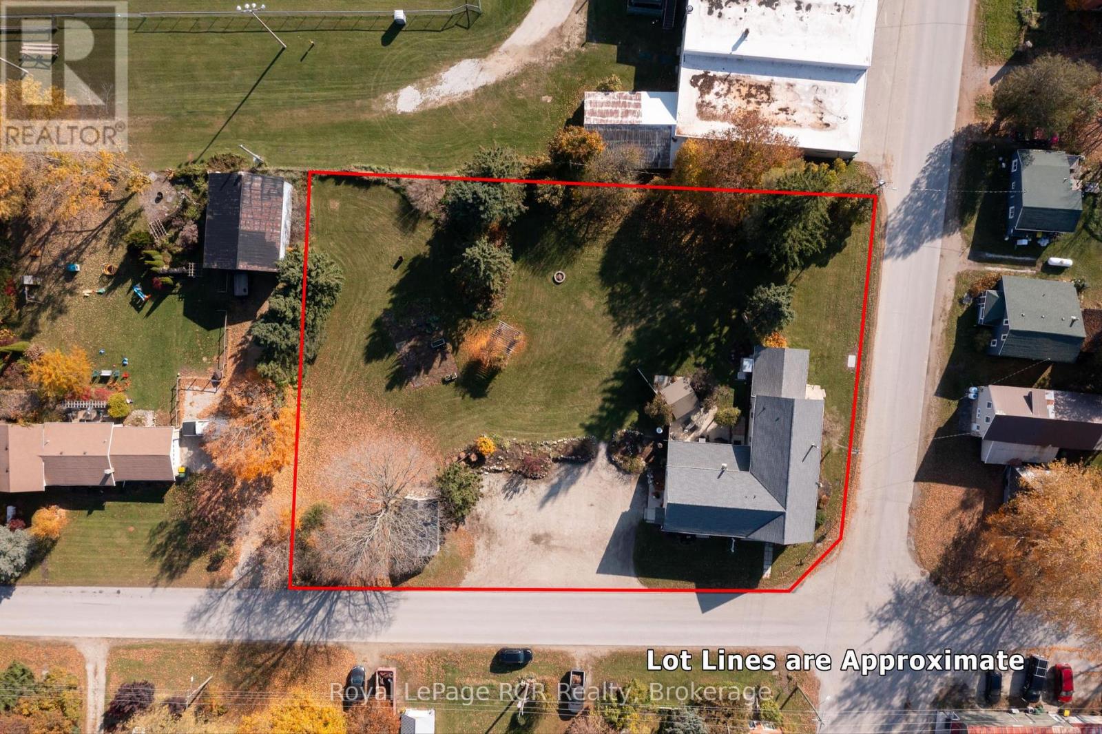 726004 22b Side Road Property Photo 39