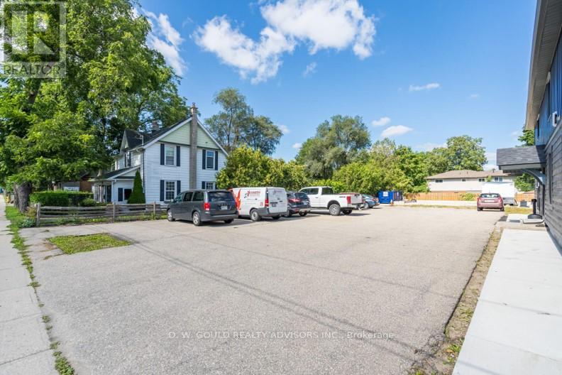 118 Alma Street Property Photo 14