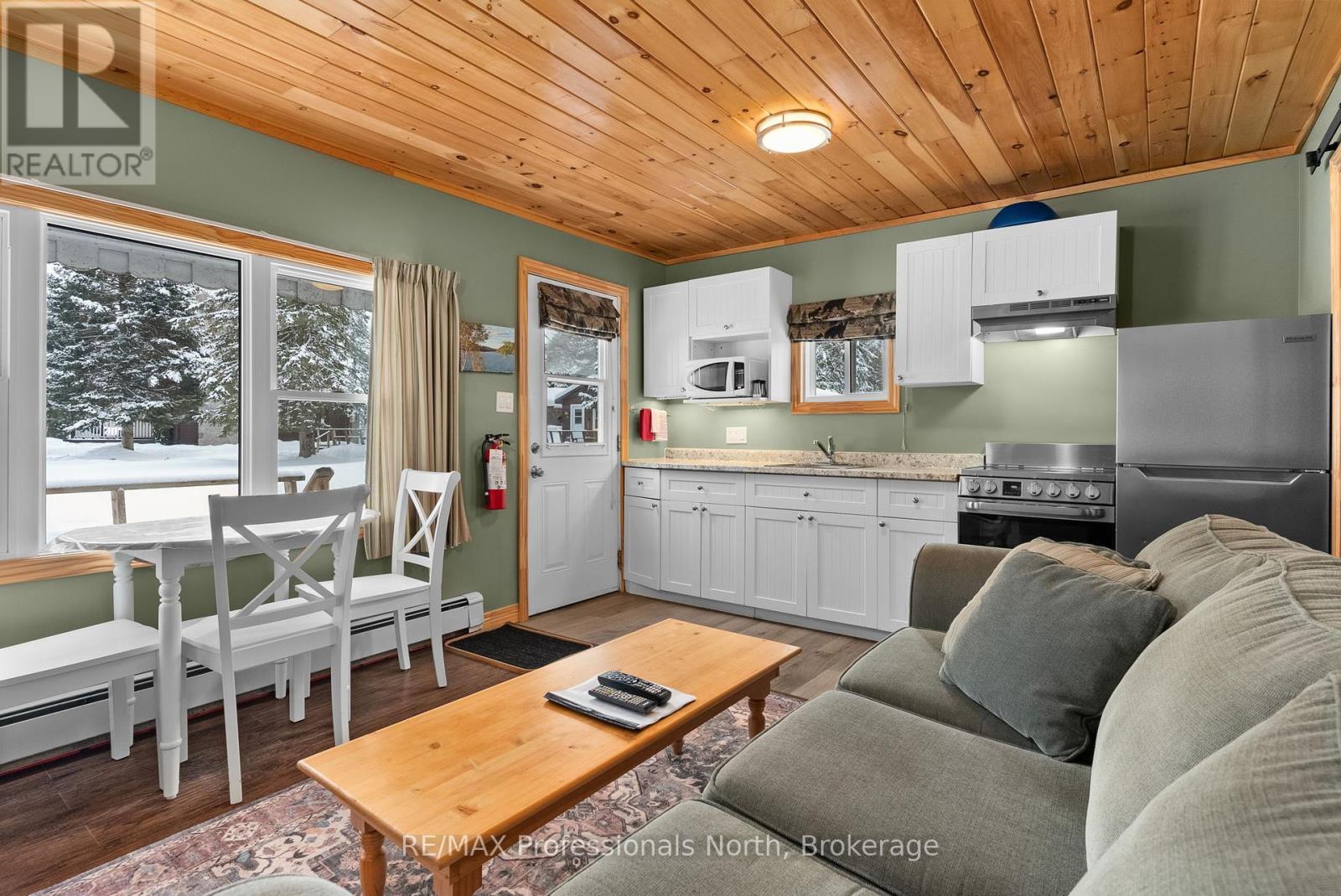 1109 Oxtongue Lake Road Property Photo 25