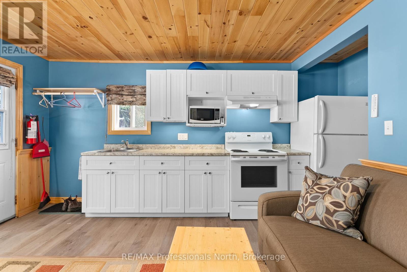 1109 Oxtongue Lake Road Property Photo 35
