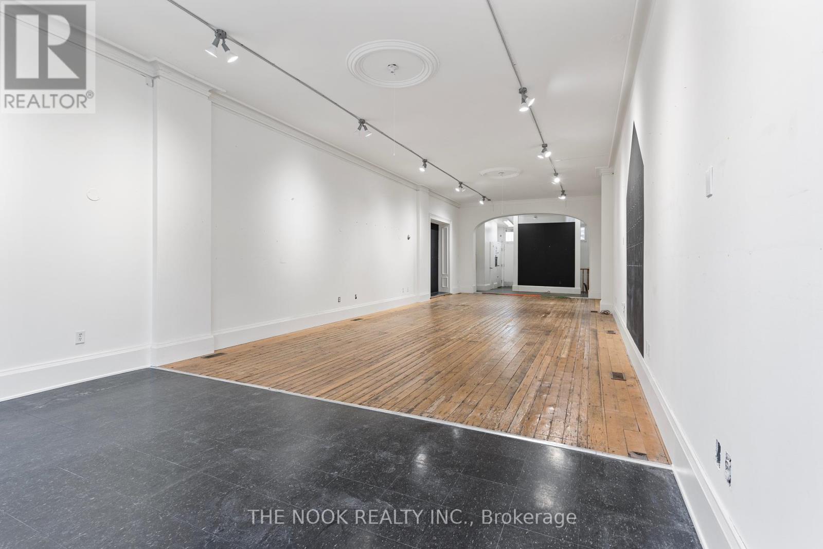 56 Walton Street Property Photo 4