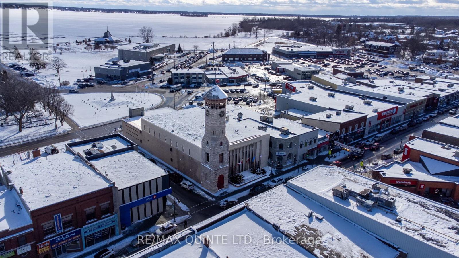 206 - 69-71 Dundas Street W Property Photo 2