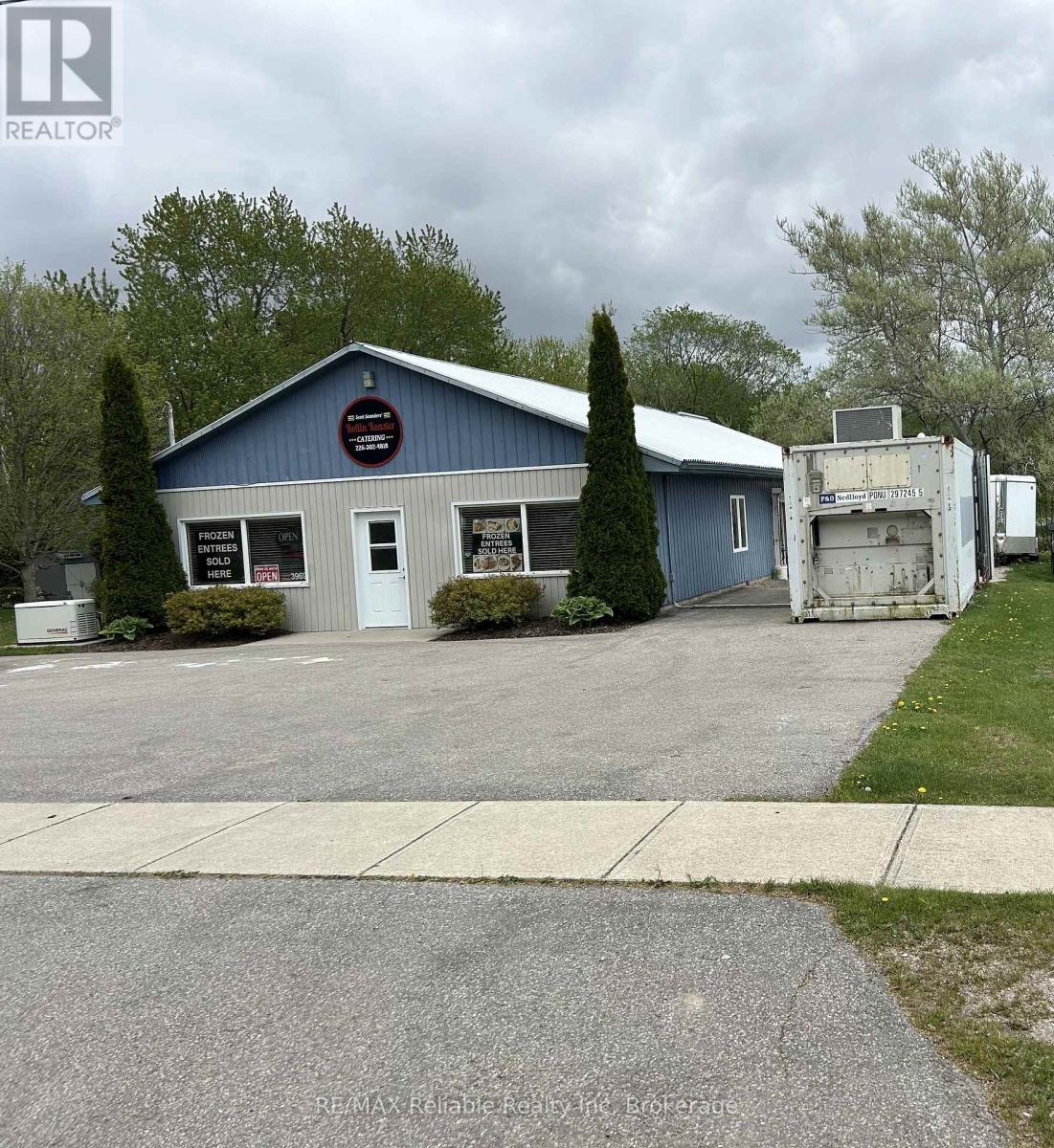 3969 Matilda Street Property Photo 2