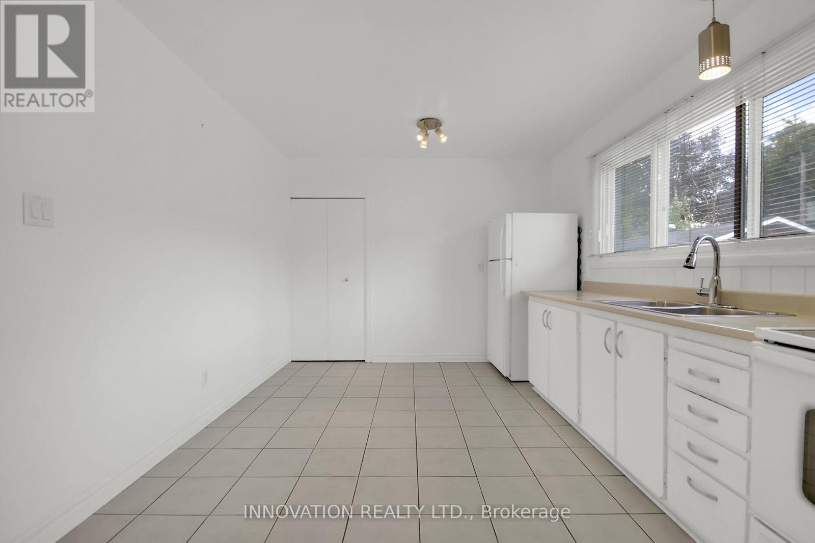859 Tavistock Road Property Photo 17