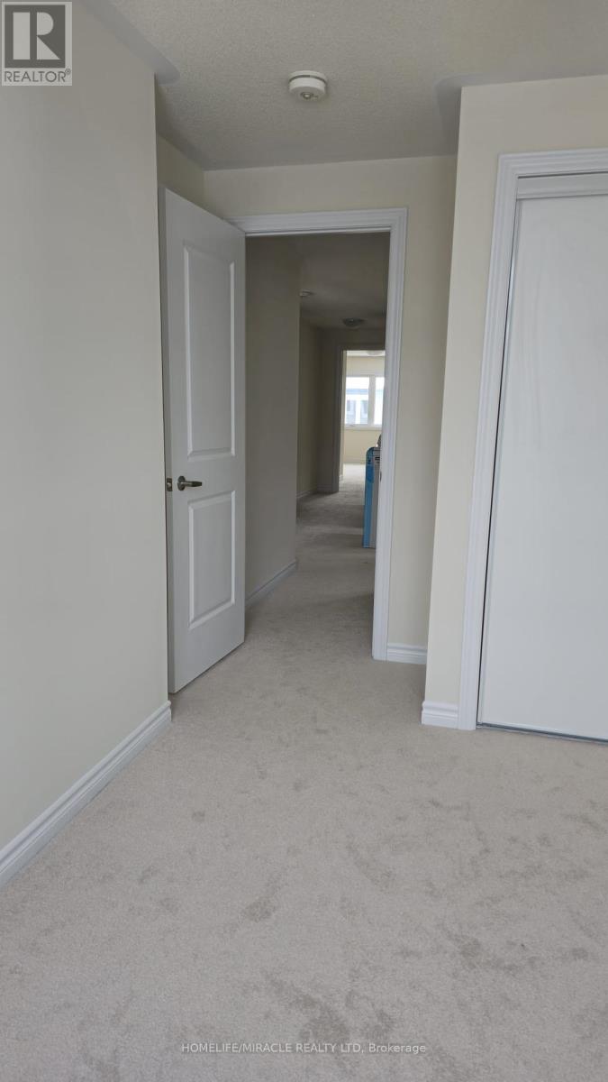 99 Molozzi Street Property Photo 6