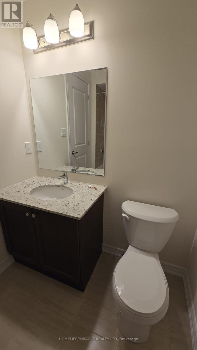 99 Molozzi Street Property Photo 15
