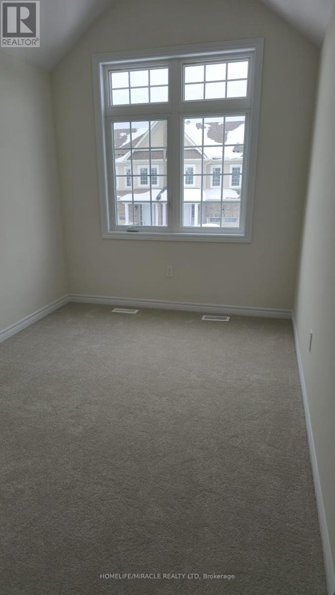 99 Molozzi Street Property Photo 19