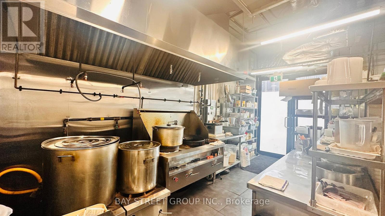 7 - 330 Phillip Street Property Photo 2
