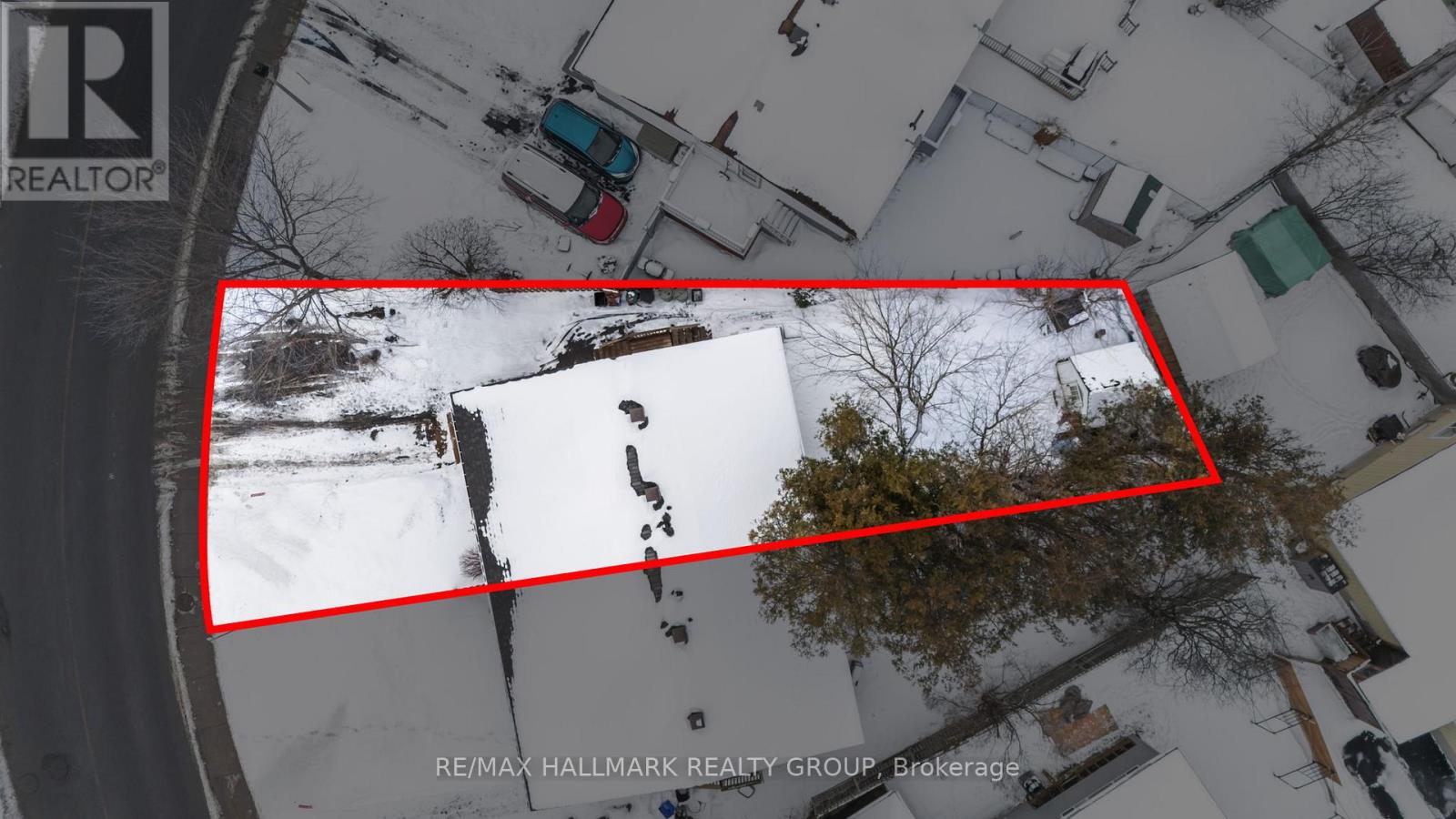 137 Glamorgan Drive Property Photo 2