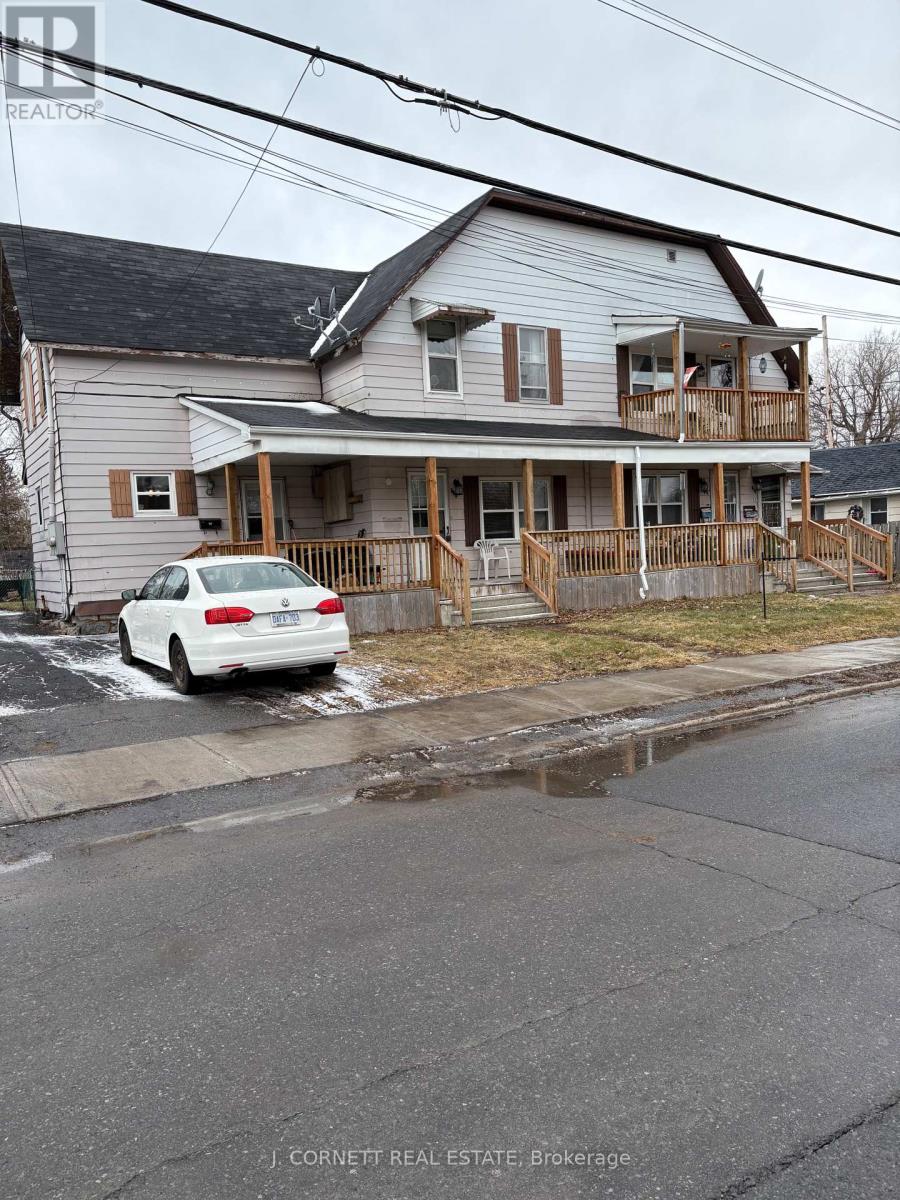 3 - 216 Bedford Street Property Photo 1