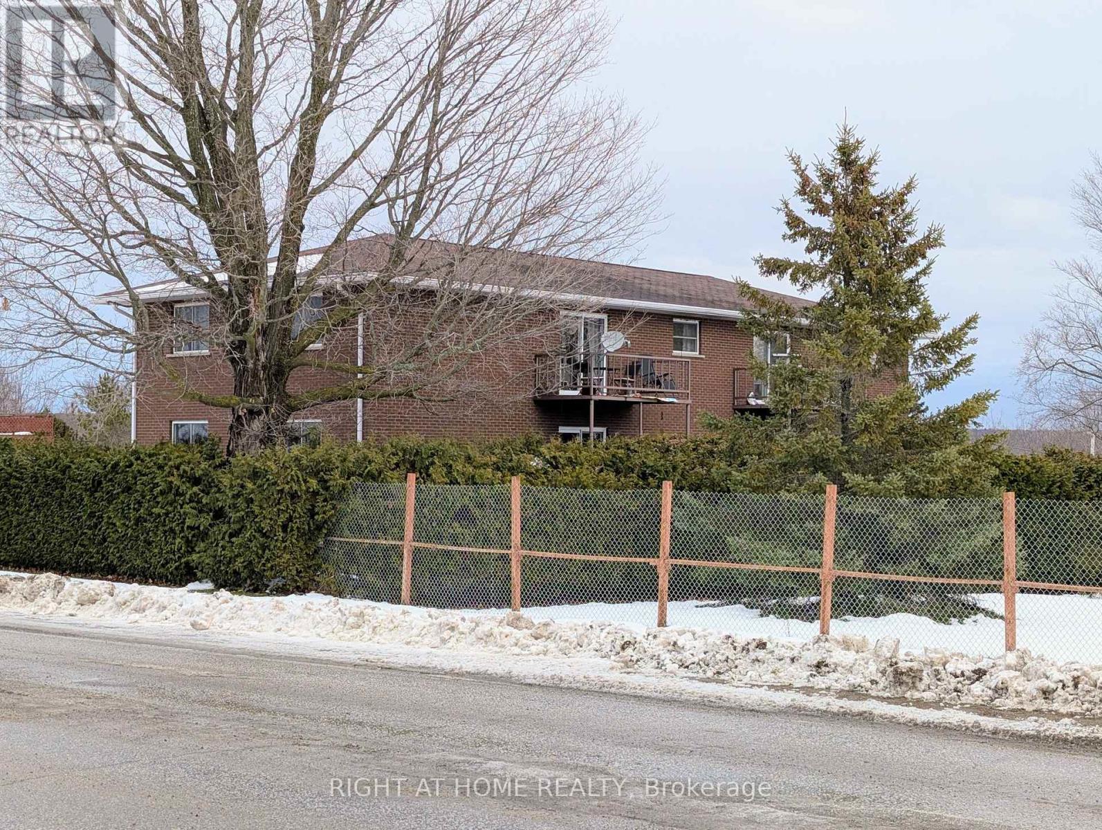 9 Napier Street Property Photo 4