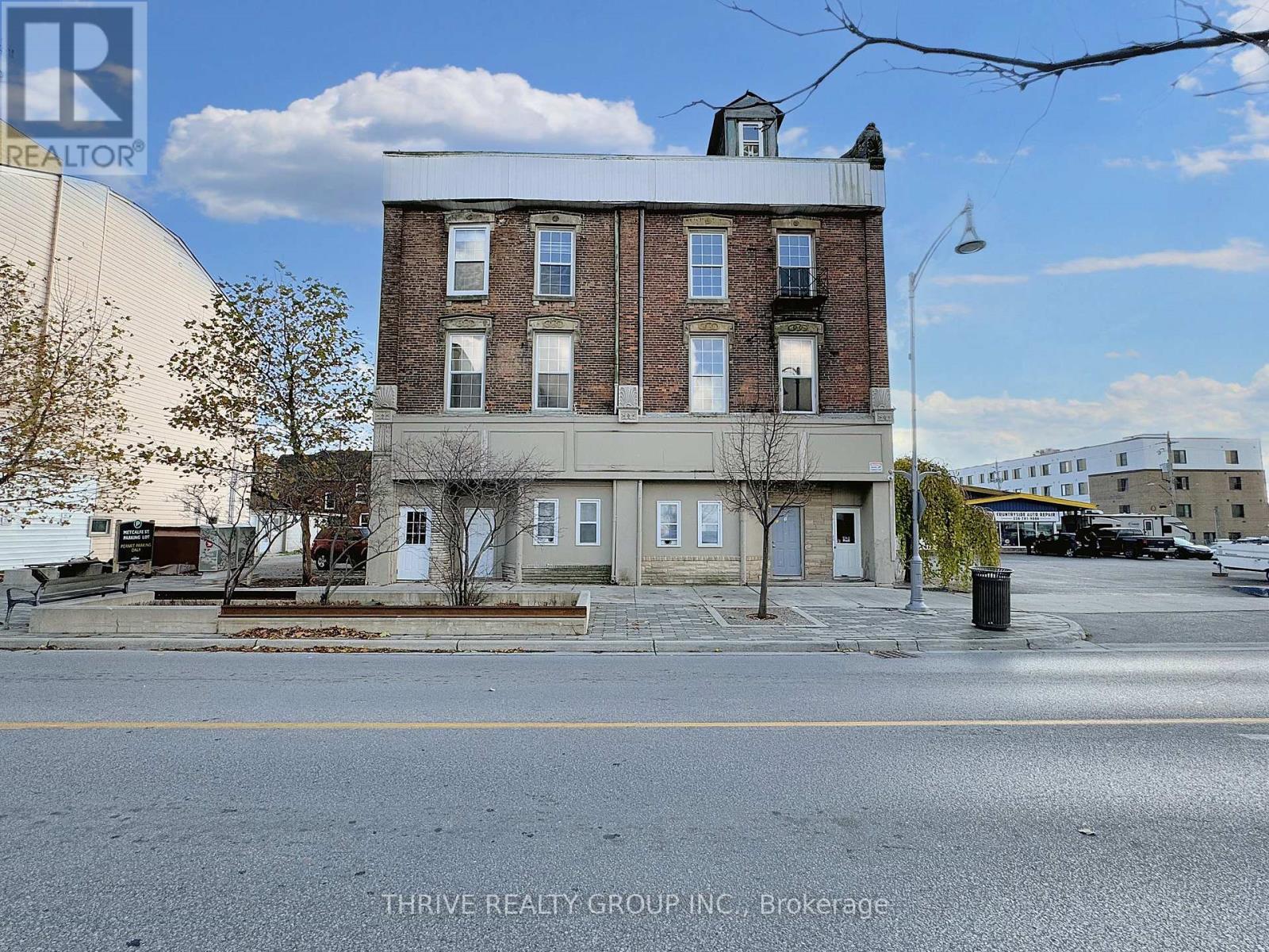 6 - 268 TALBOT STREET Property Photo 1