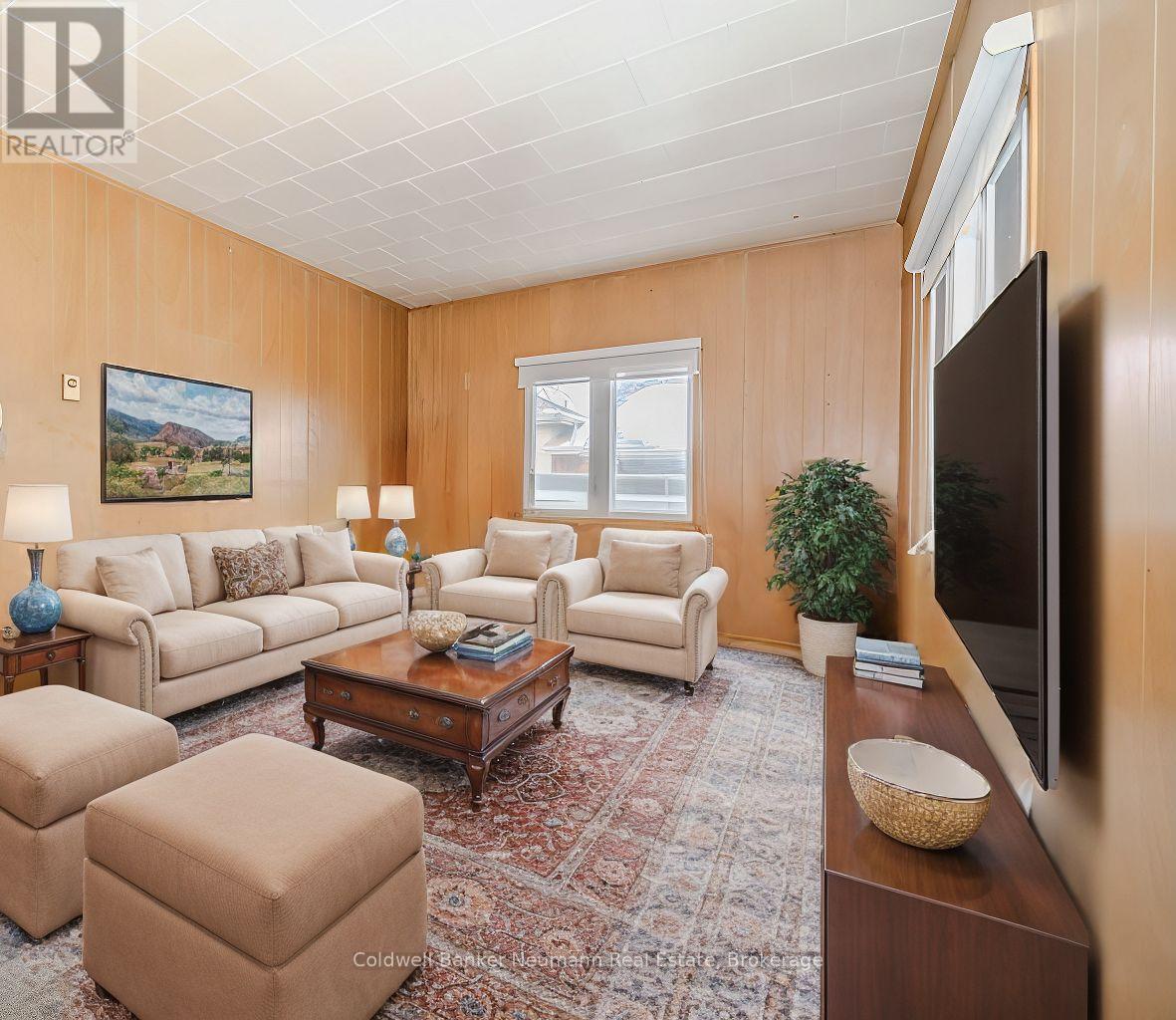 73 Terrace Hill Street Property Photo 10