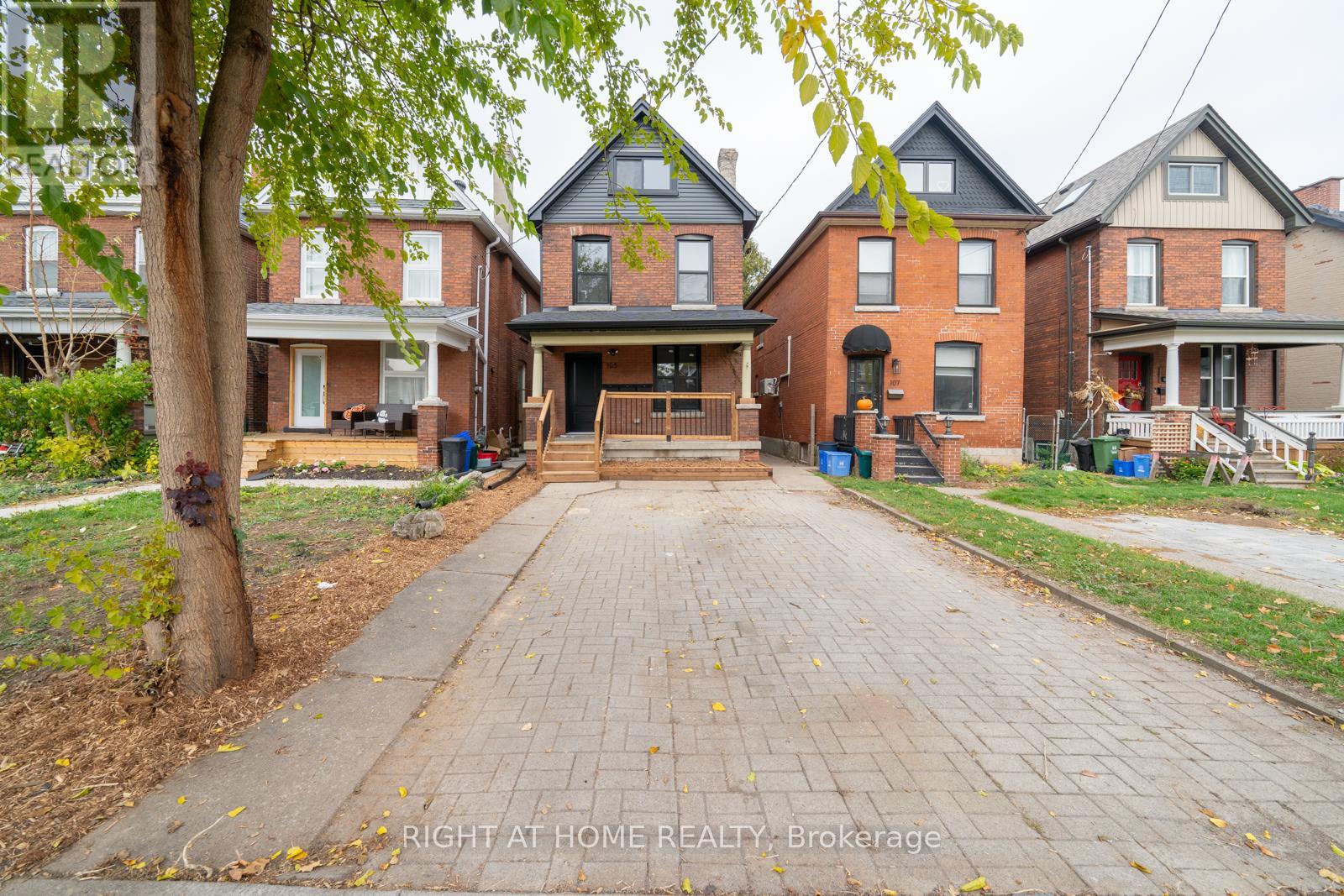 105 Aikman Avenue Property Photo 1