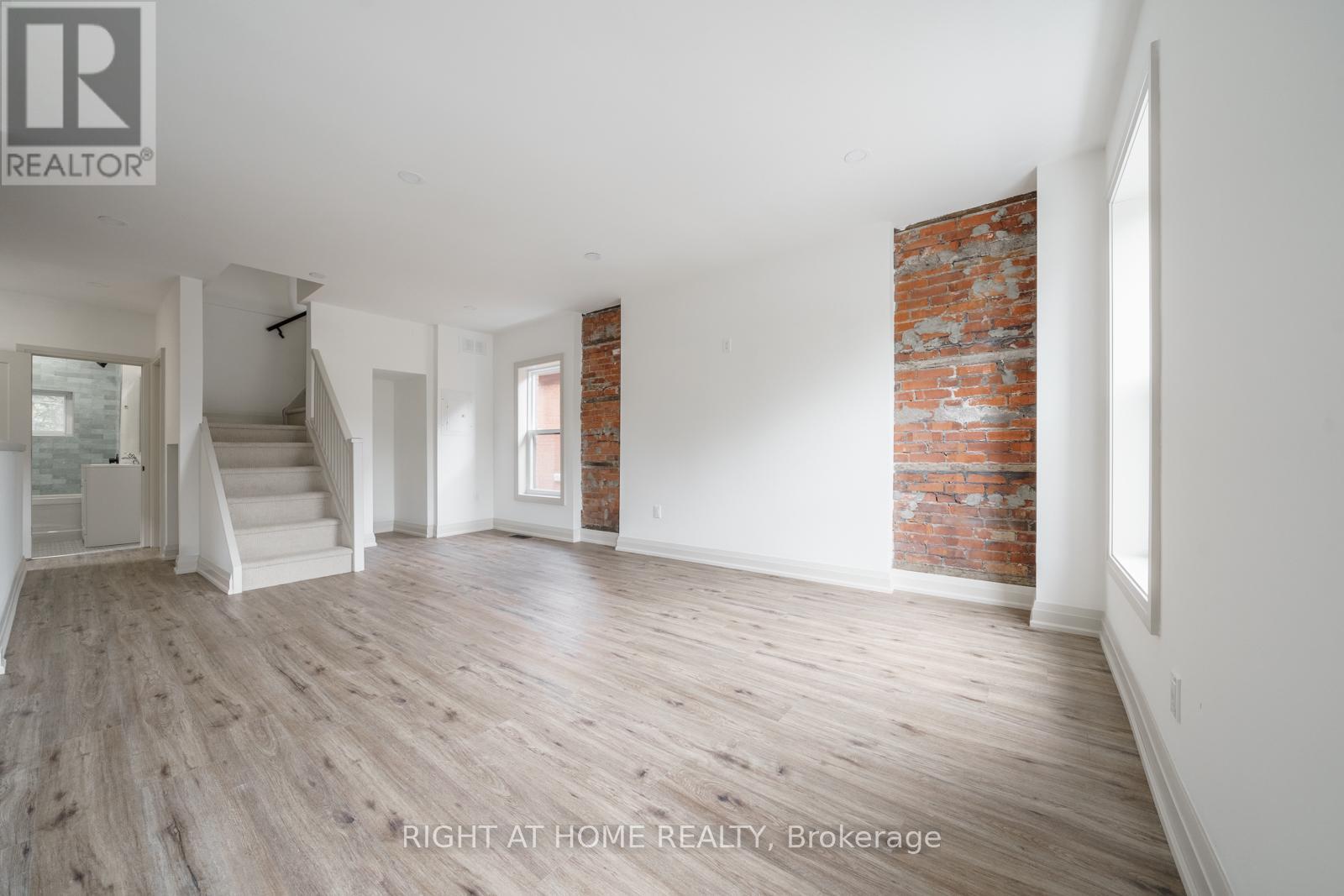 105 Aikman Avenue Property Photo 10
