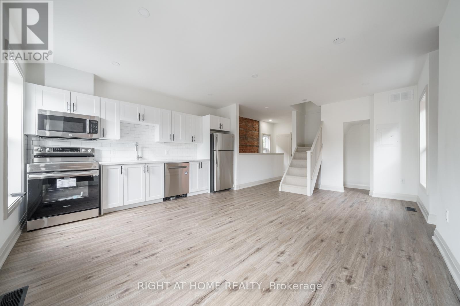 105 Aikman Avenue Property Photo 11