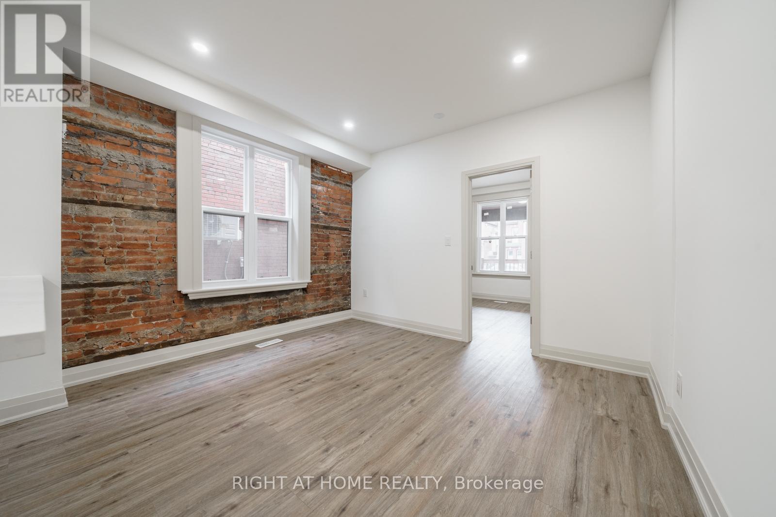 105 Aikman Avenue Property Photo 19
