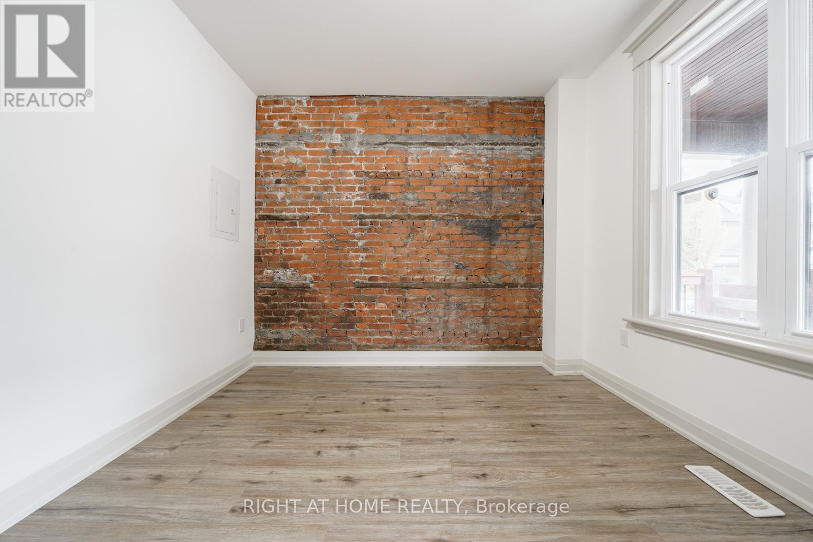 105 Aikman Avenue Property Photo 30