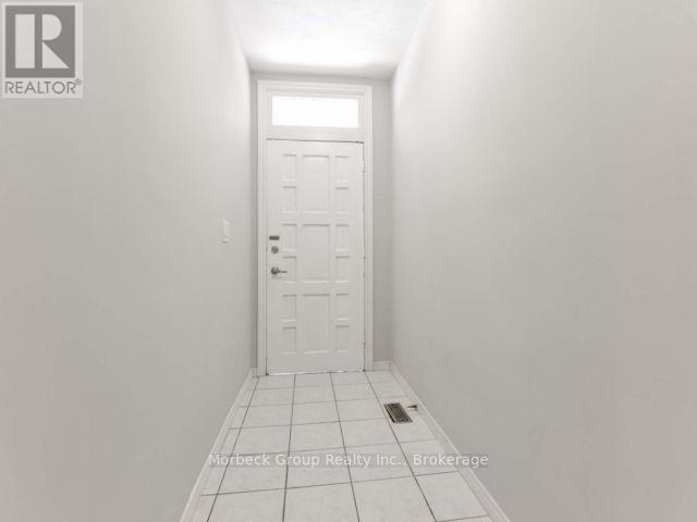 186 Sherman Avenue N Property Photo 21