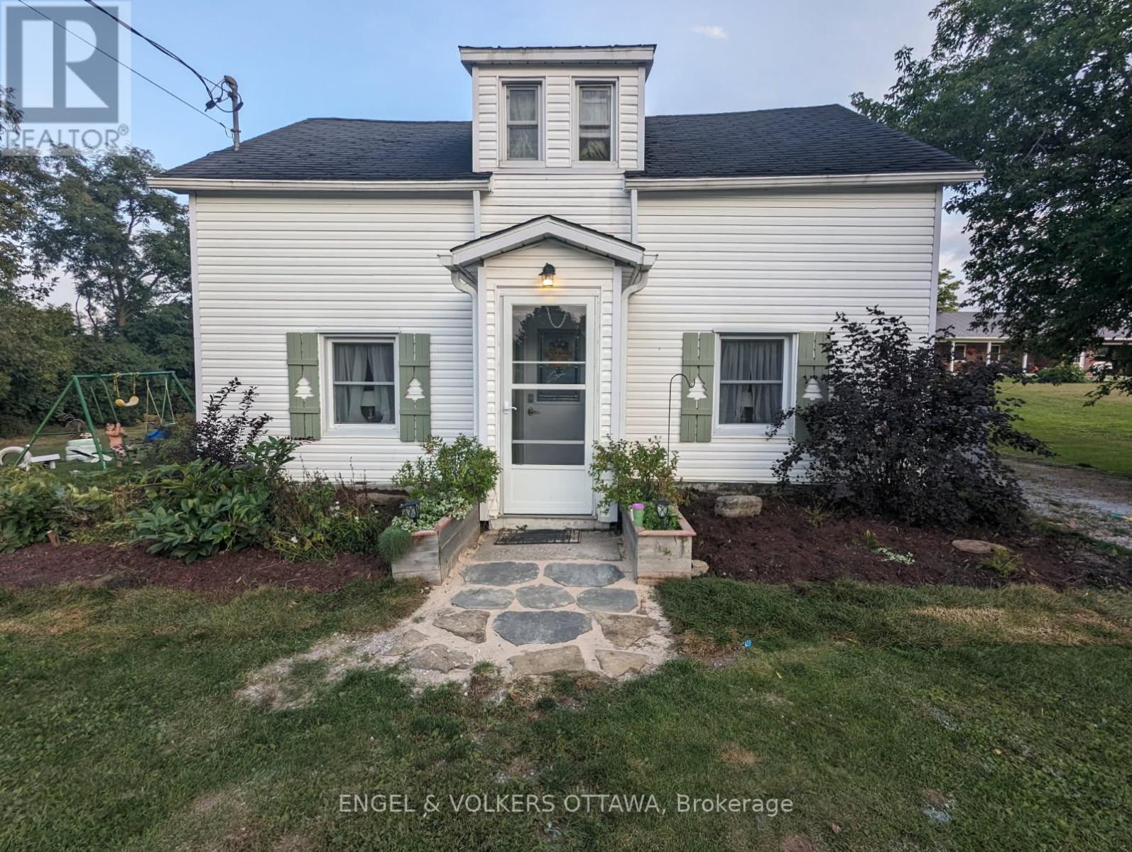 179 Church Street Property Photo