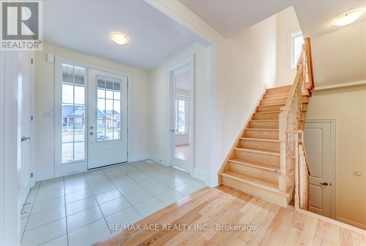38 Golden Meadows Drive Property Photo 6