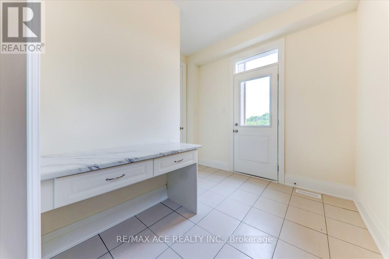 38 Golden Meadows Drive Property Photo 17