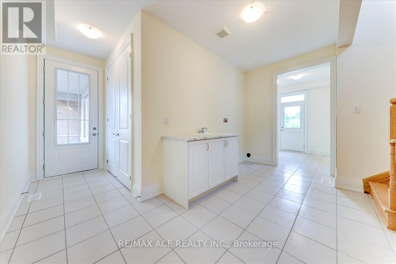 38 Golden Meadows Drive Property Photo 18