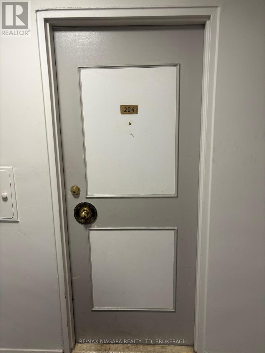 204 - 6320 Valley Way Property Photo 2