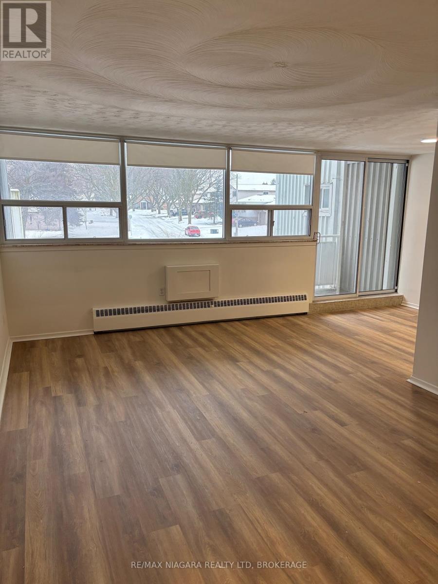 204 - 6320 Valley Way Property Photo 6