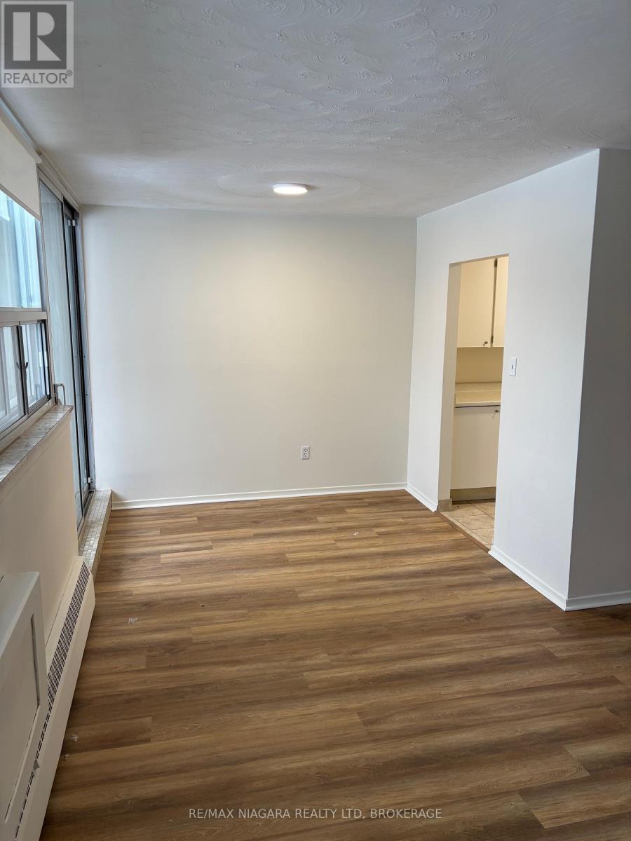 204 - 6320 Valley Way Property Photo 9