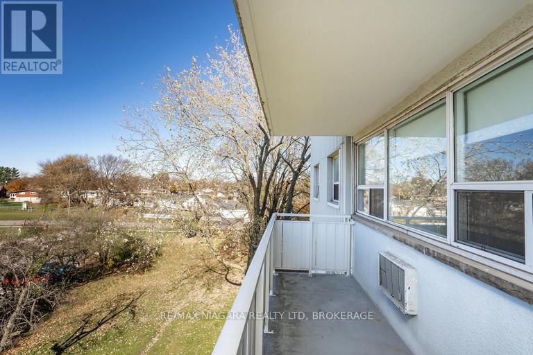 103 - 6320 Valley Way Property Photo 8