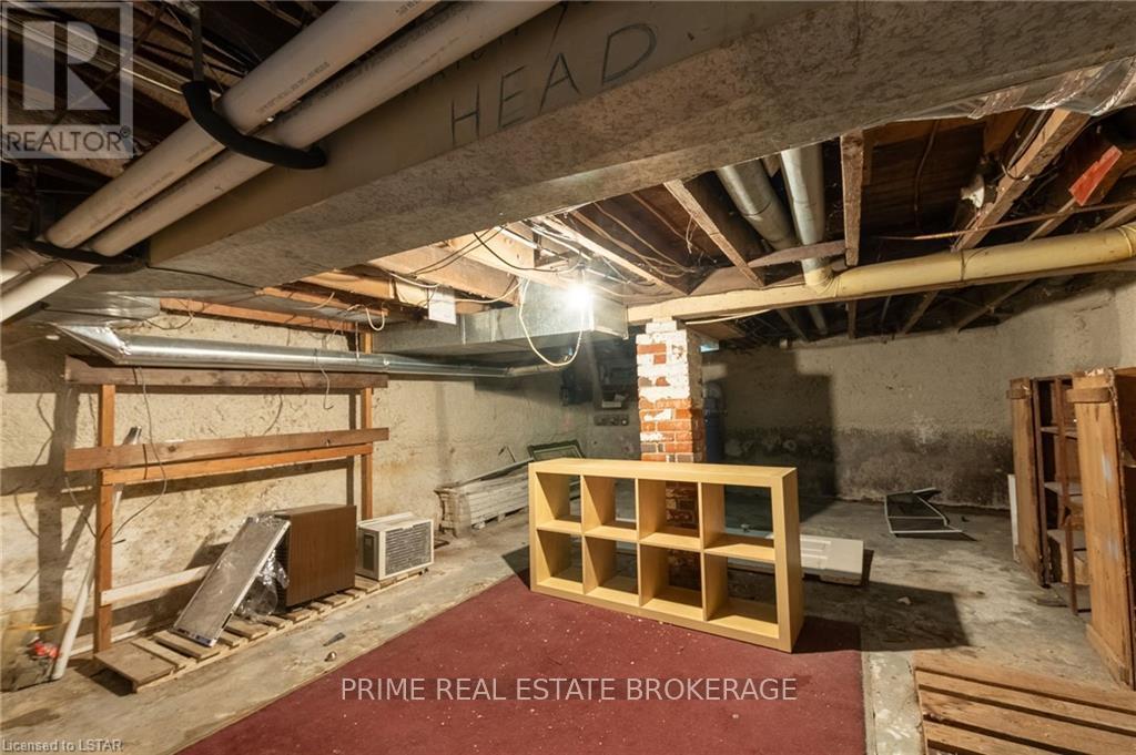 86 Givins Street Property Photo 19