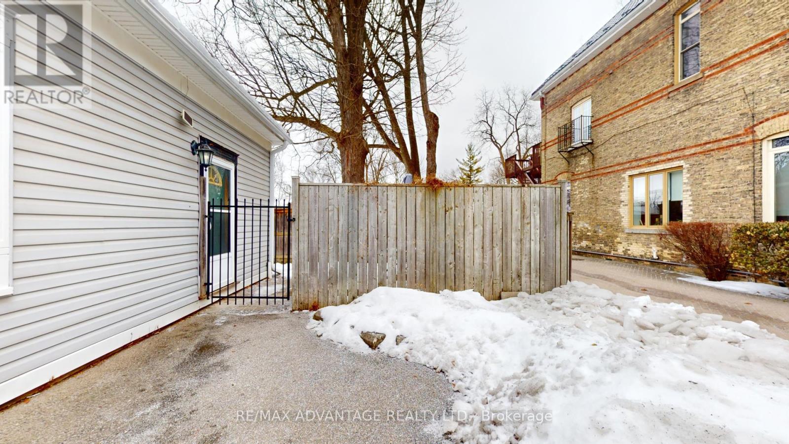 156 Bruce Street Property Photo 2
