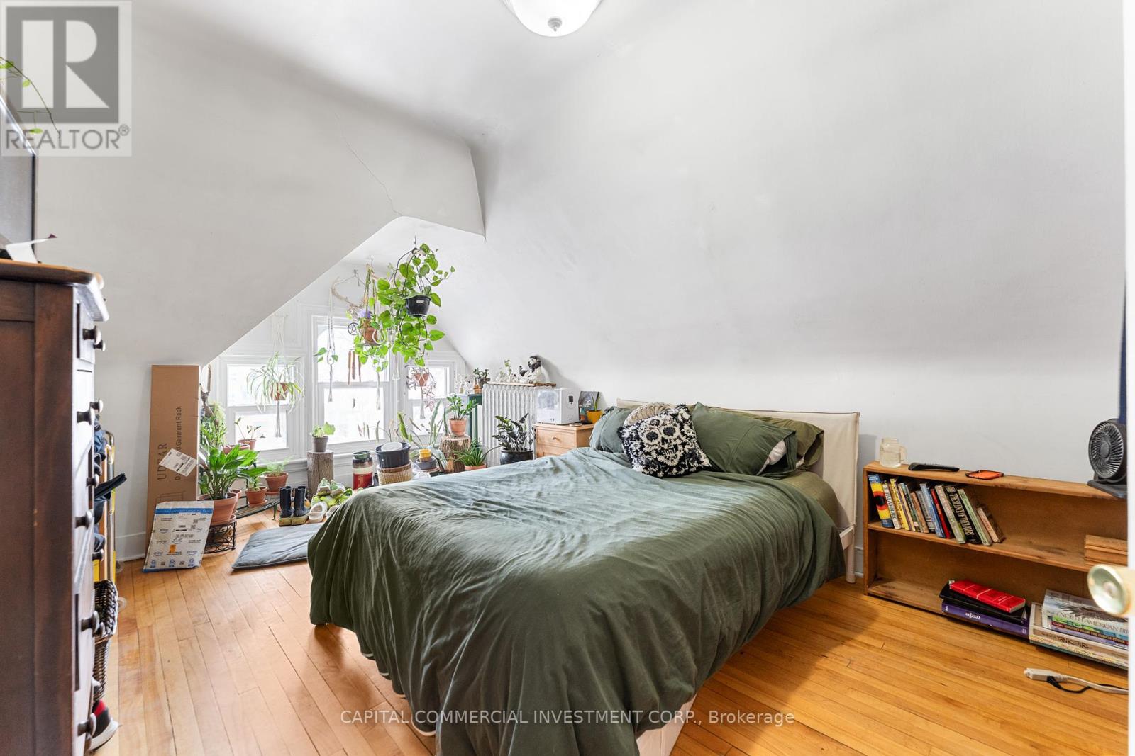 484-486 Gilmour Street Property Photo 25