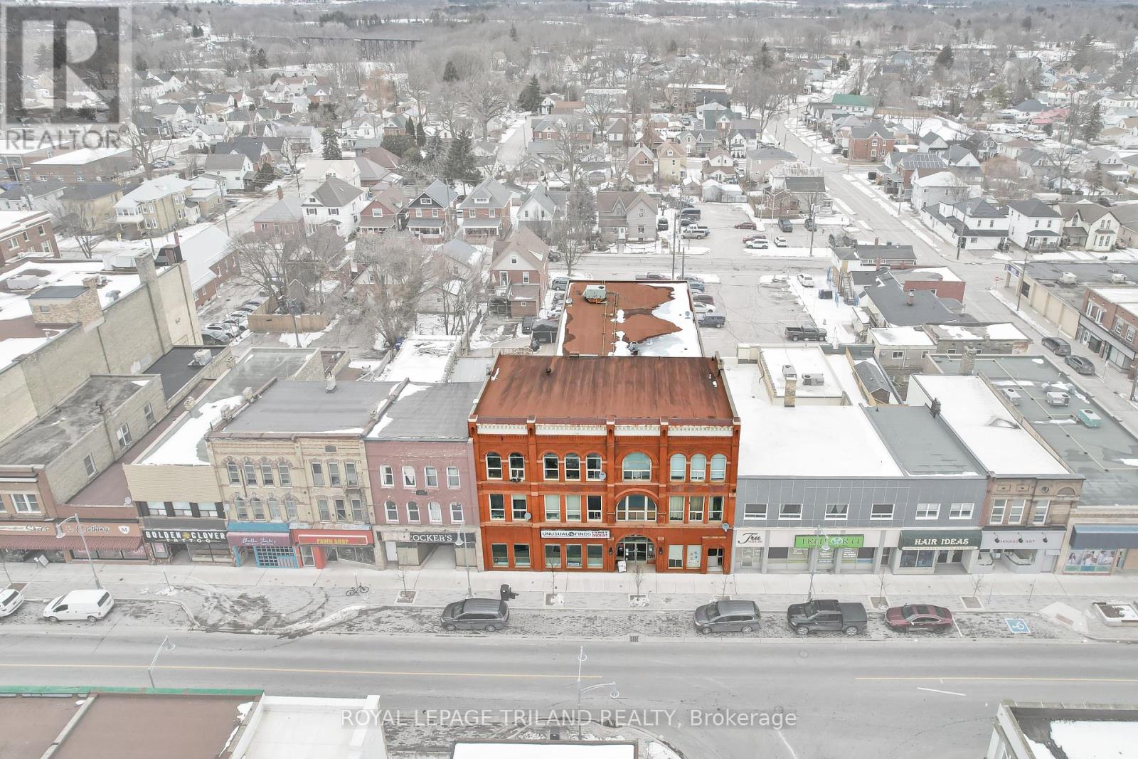 449 Talbot Street Property Photo 2