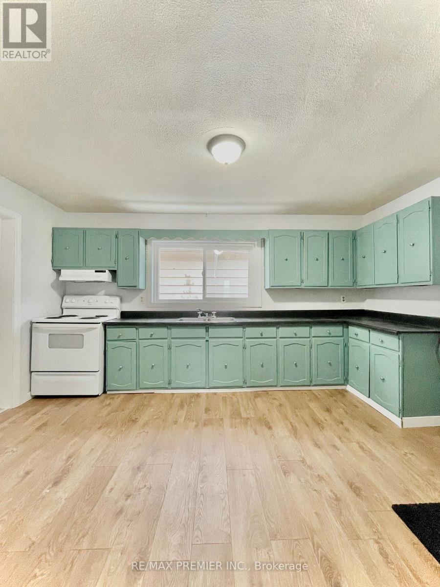 365 Bessie Avenue Property Photo 10