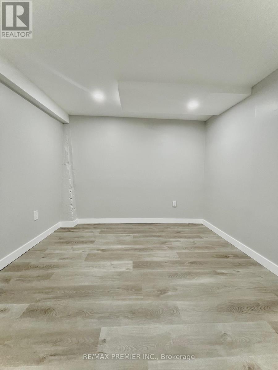 365 Bessie Avenue Property Photo 28