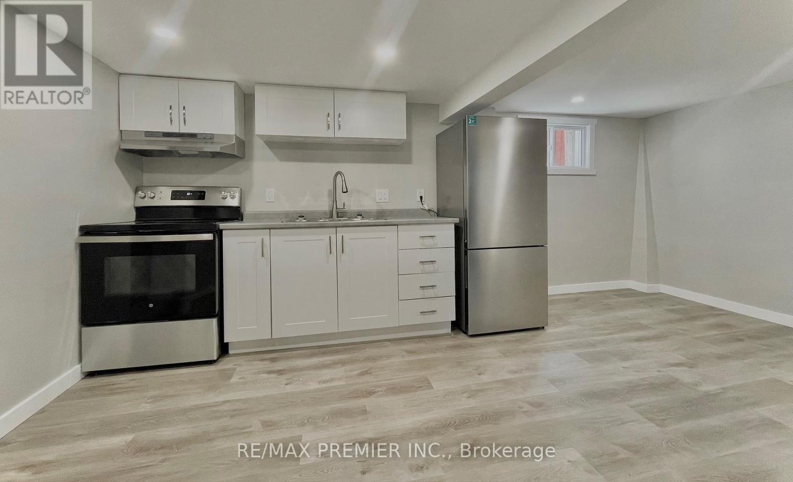 365 Bessie Avenue Property Photo 32