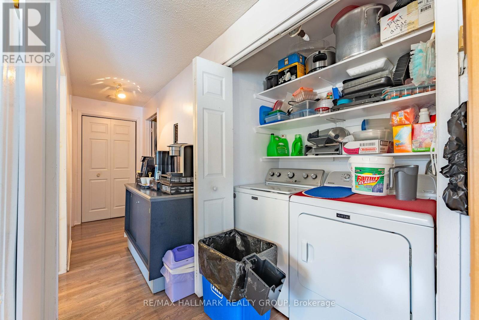 1111 Main Street E Property Photo 20
