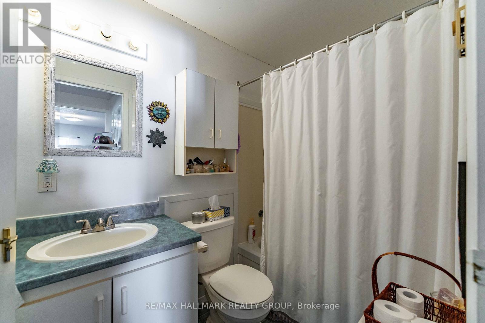 1111 Main Street E Property Photo 27