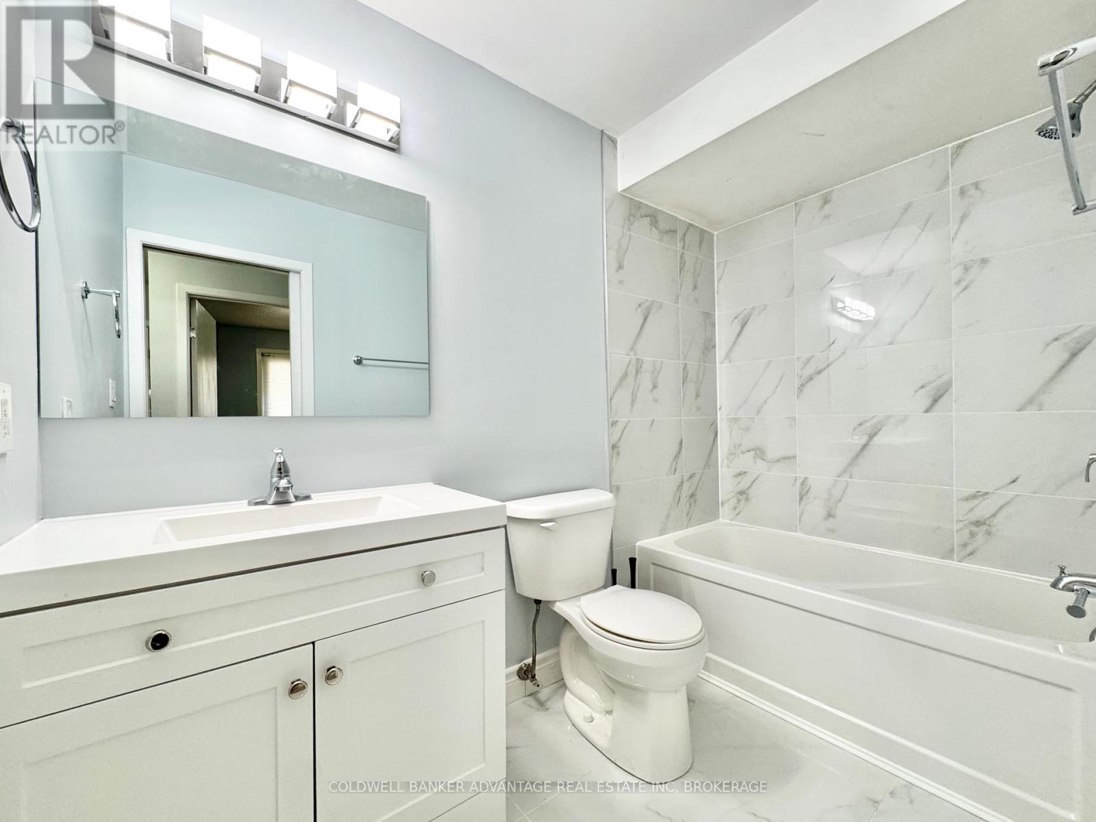 37 Mayfair Drive Property Photo 10