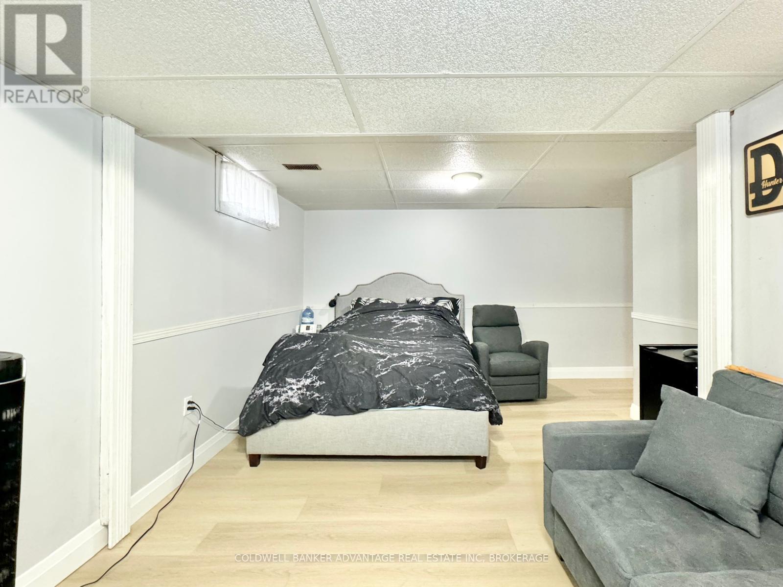 37 Mayfair Drive Property Photo 17
