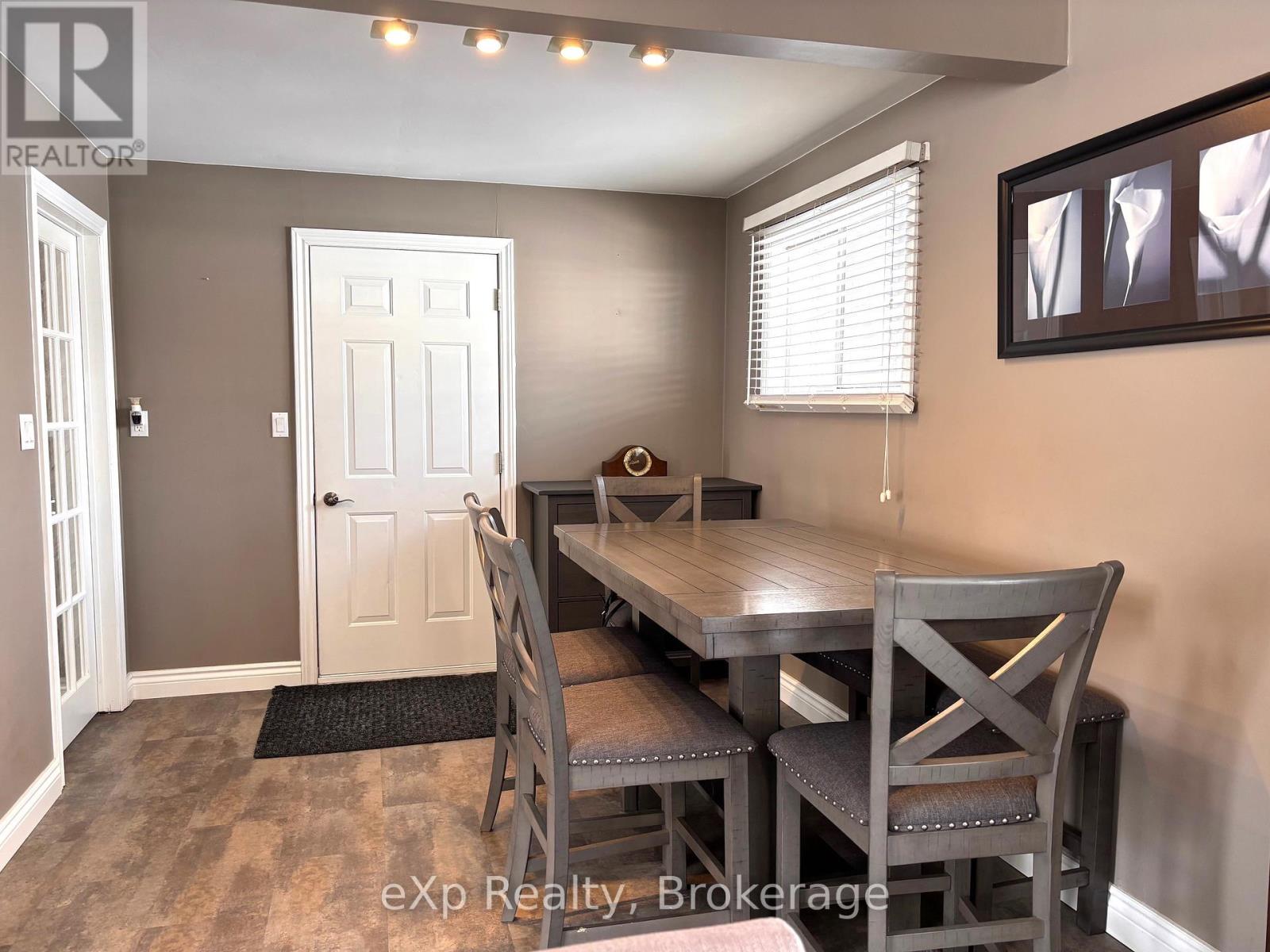 170 11th Avenue Property Photo 13