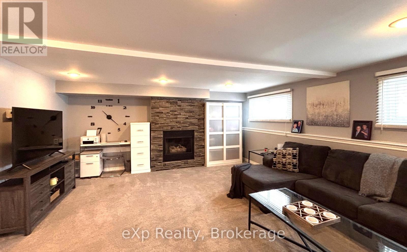 170 11th Avenue Property Photo 29