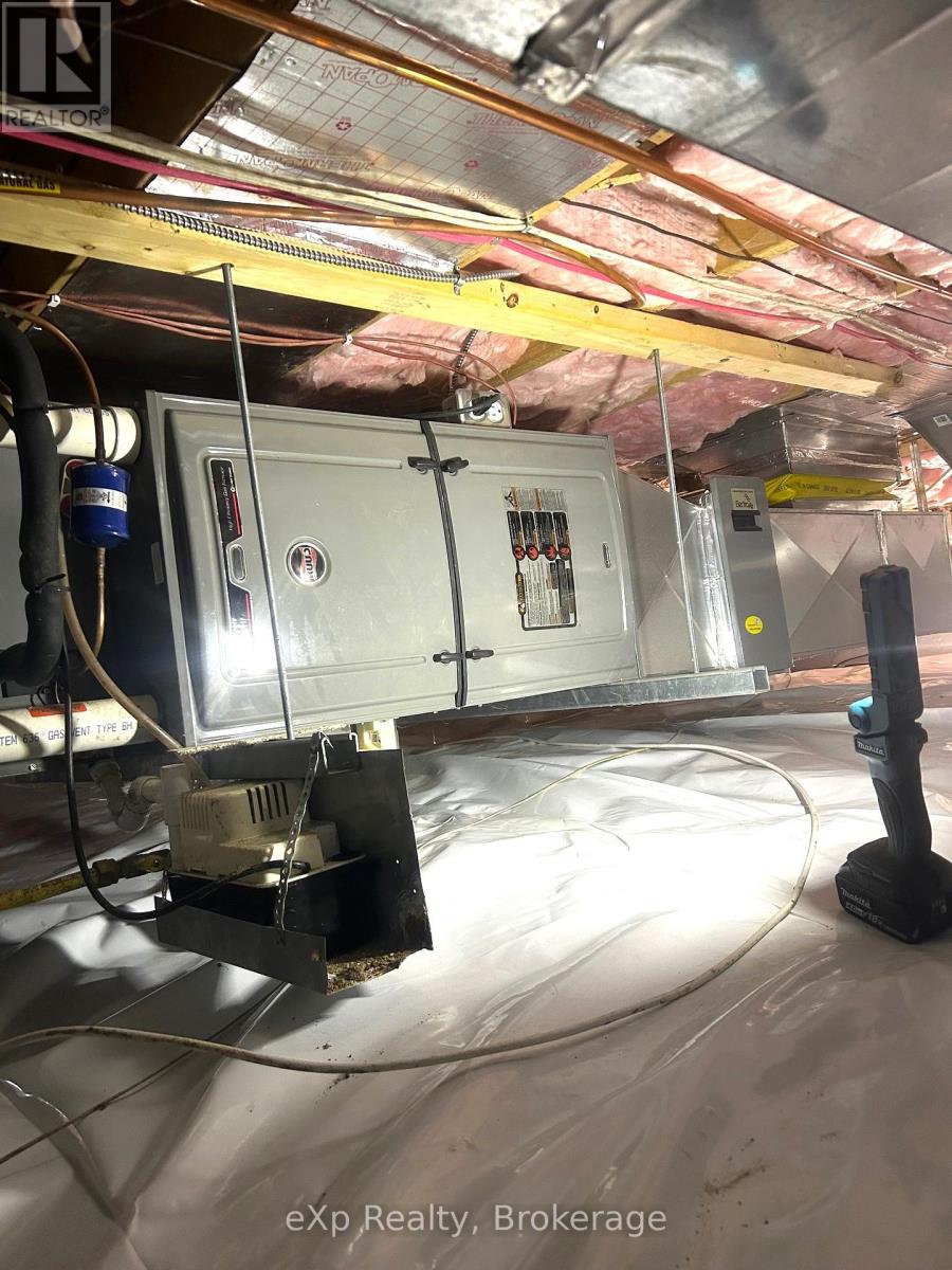 170 11th Avenue Property Photo 32