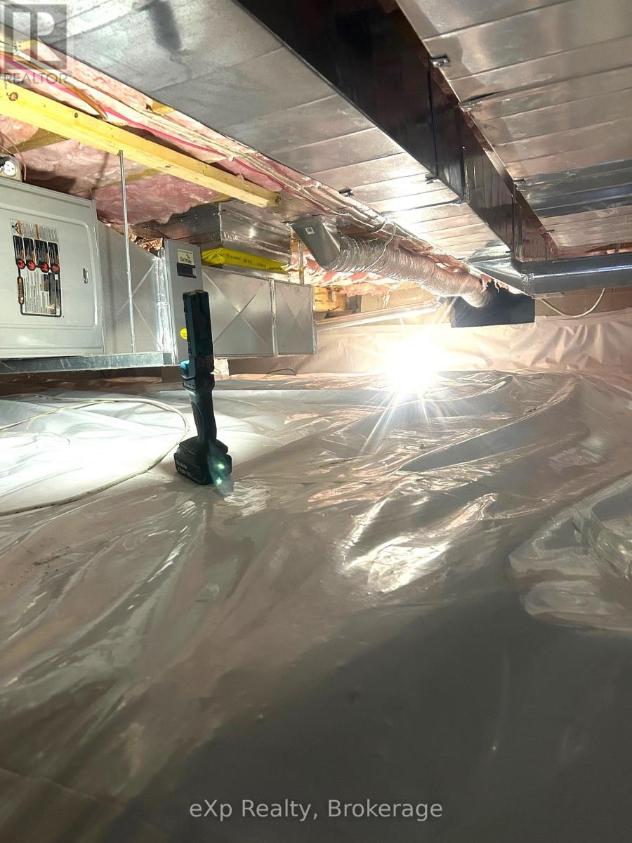 170 11th Avenue Property Photo 33